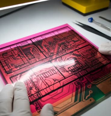 Etapas do processo de criação de um fotolito para circuito impresso