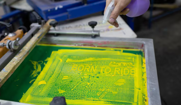 Estampa silk screen ou estamparia digital: qual é a melhor escolha?
